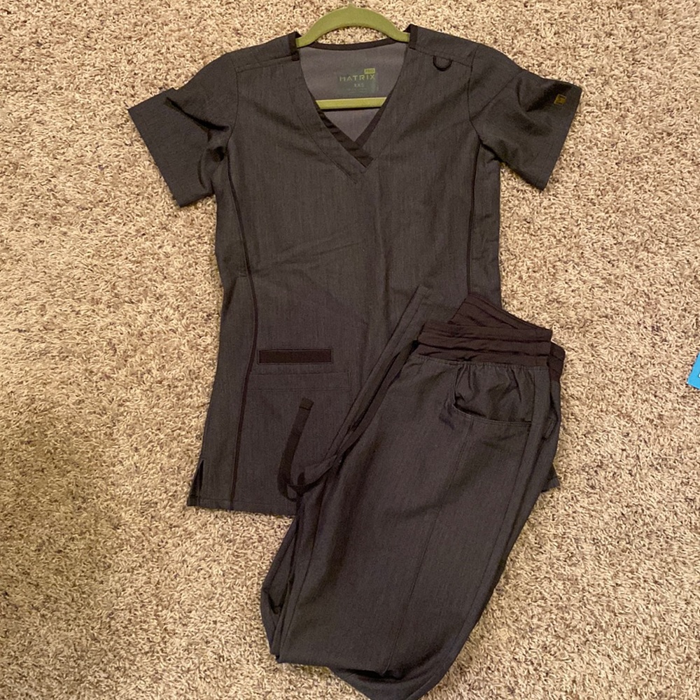 Heather grey ladies uniform set.